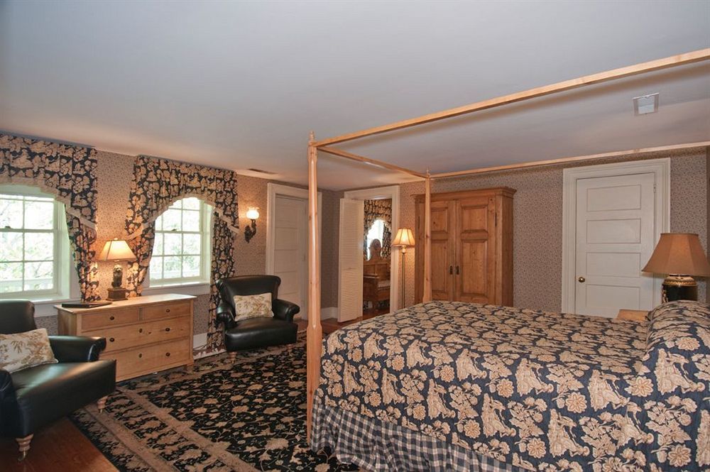 The Jasmine House Charleston Quarto foto